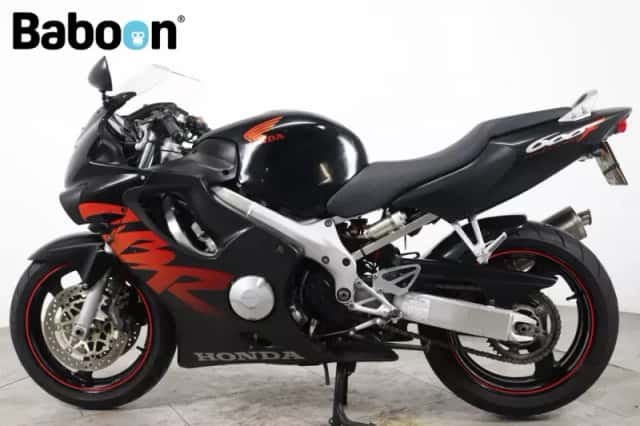 Honda CBR600F (2000) thumbnail 5