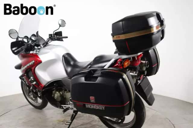 Honda XL 1000 V Varadero (2001) thumbnail 4