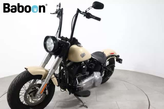 Harley-Davidson Softail (2015) thumbnail 6