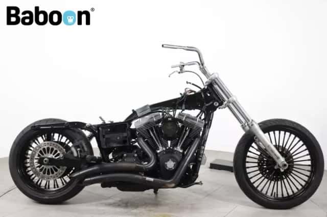 Harley-Davidson Wide Glide (2011) thumbnail 1