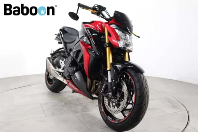 Suzuki GSX-S1000 (2017) thumbnail 2