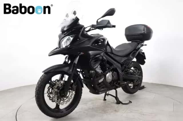 Suzuki V-Strom (2012) thumbnail 4