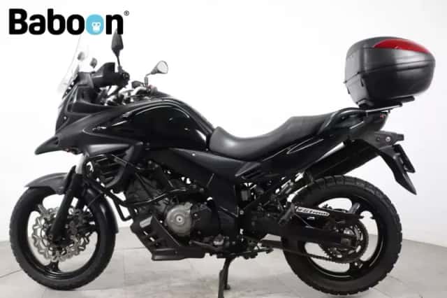 Suzuki V-Strom (2012) thumbnail 5