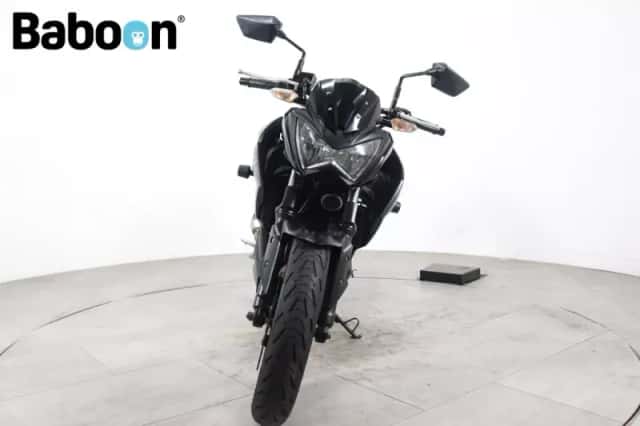 Kawasaki Z300 (2016) thumbnail 3