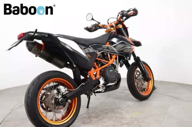 KTM 690 SMC (2012) thumbnail 2
