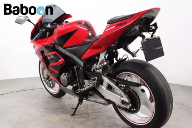 Honda CBR600RR (2003) thumbnail 2