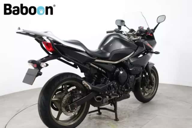 Yamaha XJ6 (2010) thumbnail 2