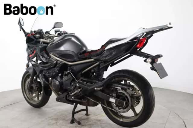 Yamaha XJ6 (2010) thumbnail 4