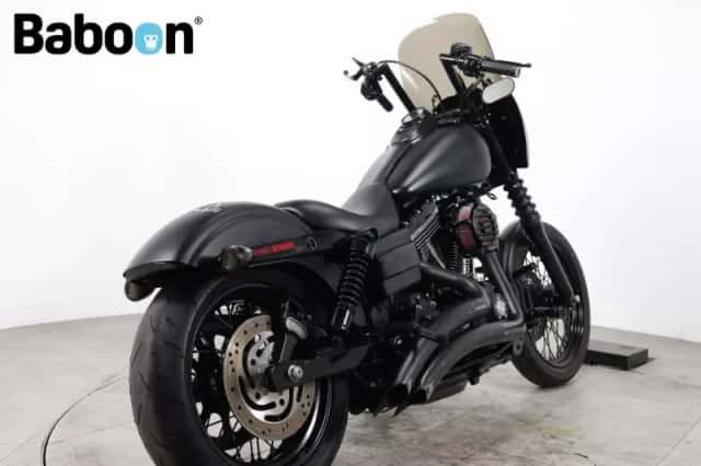 Harley-Davidson Street Bob (2006) thumbnail 2