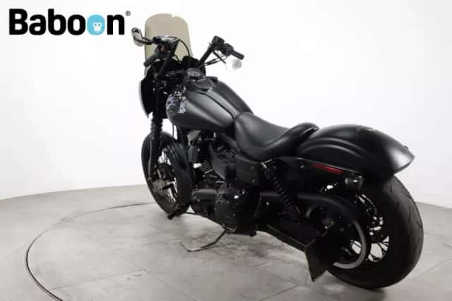 Harley-Davidson Street Bob (2006) thumbnail 5