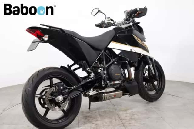 KTM 690 Duke (2011) thumbnail 2