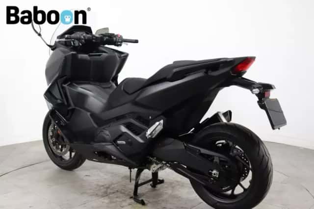 Honda Forza (2026) thumbnail 4