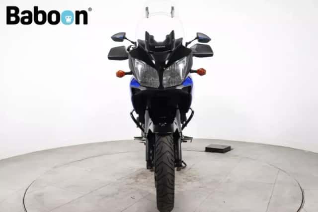 Suzuki V-Strom (2005) thumbnail 3