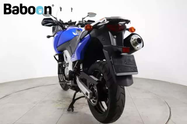 Suzuki V-Strom (2005) thumbnail 6
