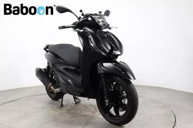 Piaggio Beverly 400 S (2023) thumbnail 2