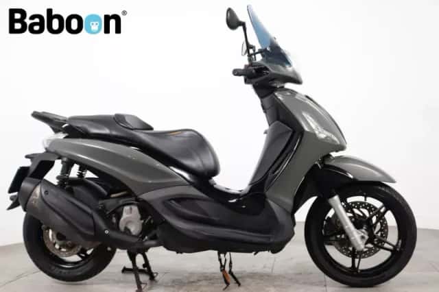 Piaggio Beverly 350 Sport (2012) thumbnail 1