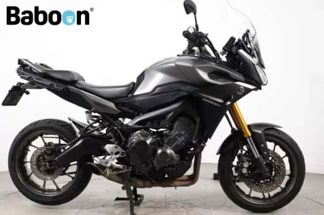 Yamaha Tracer 900 (2015) thumbnail 1
