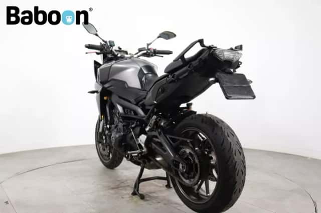 Yamaha Tracer 900 (2015) thumbnail 6
