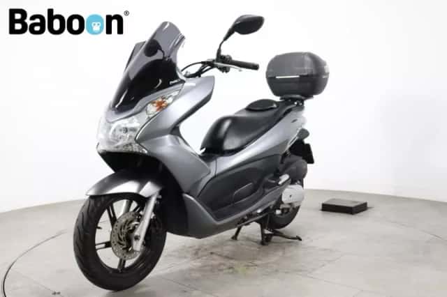 Honda PCX 150 (2013) thumbnail 4