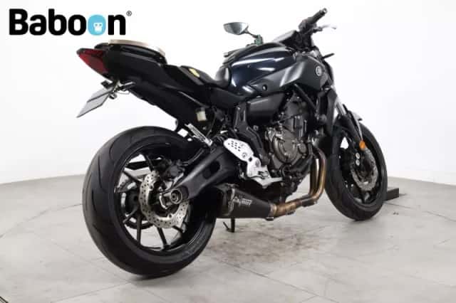 Yamaha MT-07 (2017) thumbnail 2