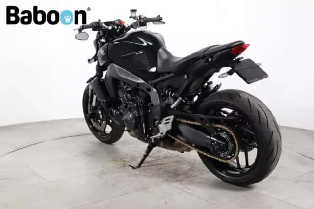 Yamaha MT-09 (2022) thumbnail 4