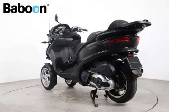 Piaggio MP3 500 (2014) thumbnail 4