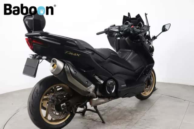 Yamaha T MAX (2022) thumbnail 2