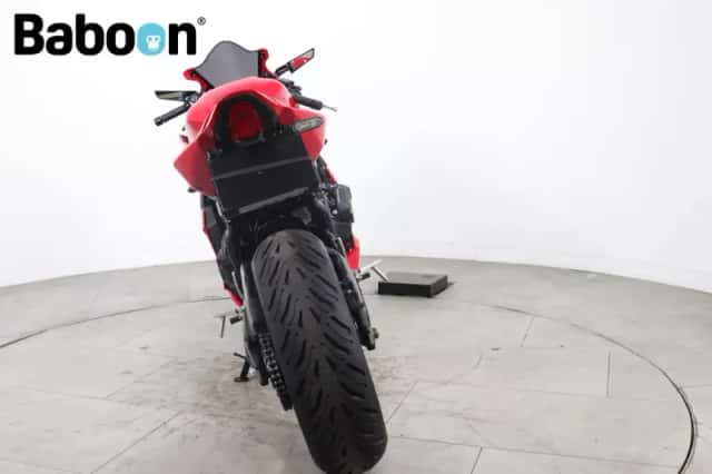 Honda CBR650R (2025) thumbnail 3