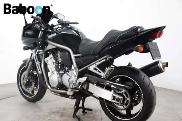 Yamaha FZS 1000 Fazer (2002) thumbnail 4