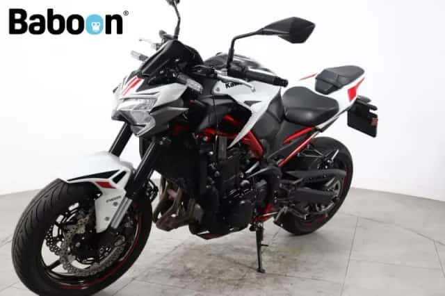 Kawasaki Z900 (2023) thumbnail 6