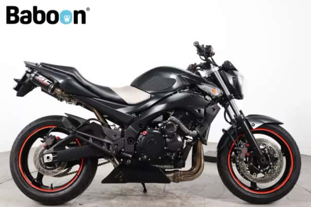 Suzuki GSR600 (2007) thumbnail 1