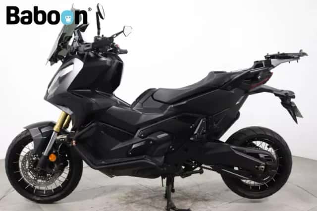 Honda X ADV (2023) thumbnail 5