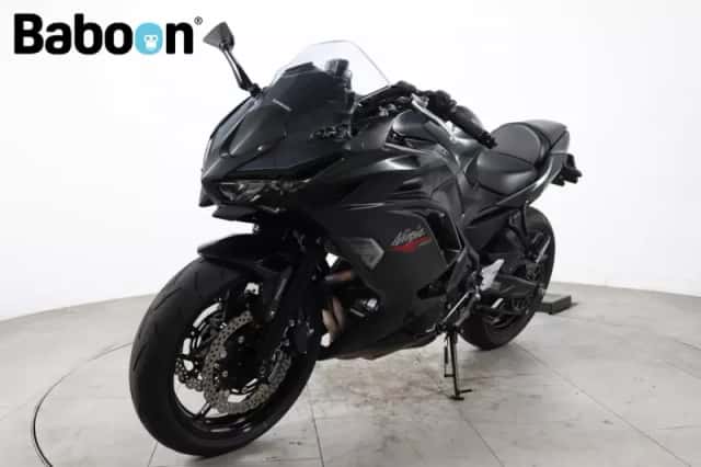 Kawasaki Ninja 650 (2025) thumbnail 3