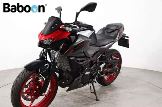Kawasaki Z 500 SE (2025) thumbnail 6