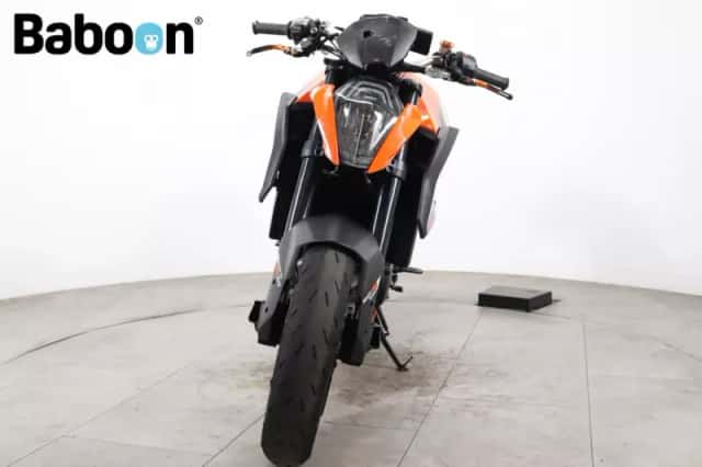 KTM 1290 SuperDuke R (2014) thumbnail 4