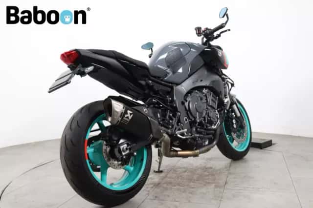 Yamaha MT-10 (2024) thumbnail 3