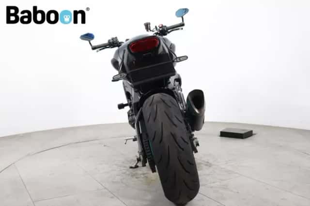 Yamaha MT-10 (2024) thumbnail 4