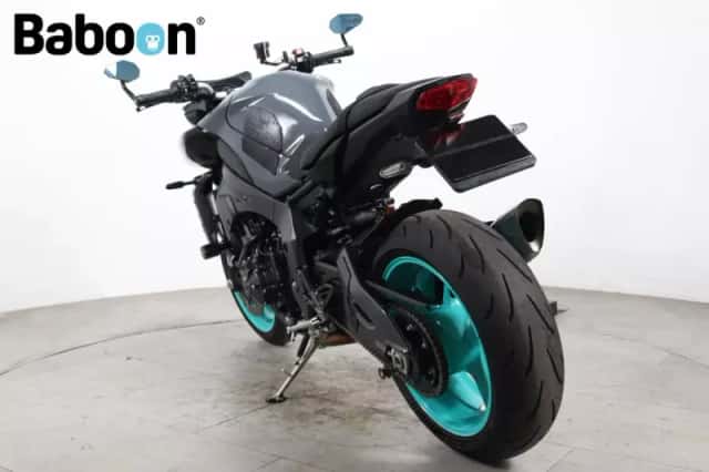 Yamaha MT-10 (2024) thumbnail 5