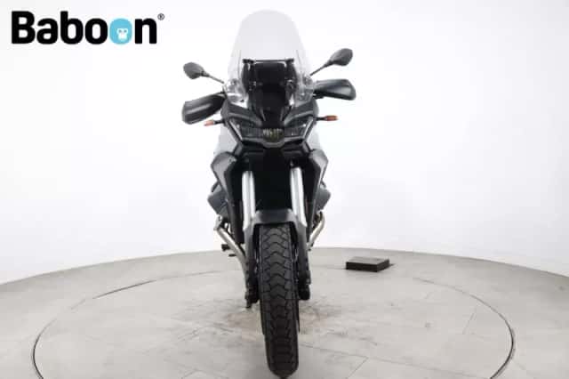 Moto Guzzi Stelvio (2024) thumbnail 4