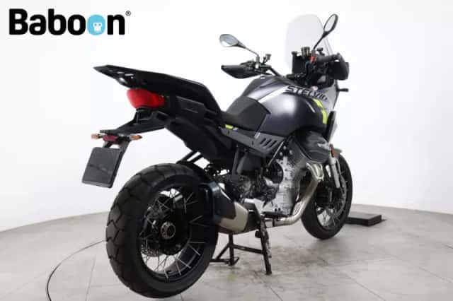 Moto Guzzi Stelvio (2024) thumbnail 6