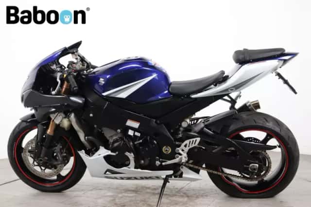 Suzuki GSX-R1000 (2005) thumbnail 2