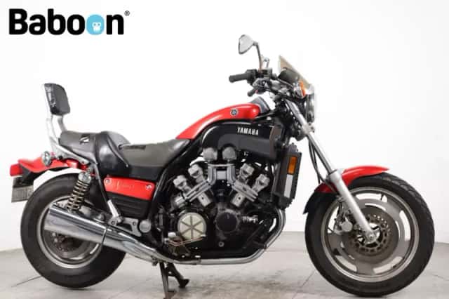 Yamaha VMX 1200 V-MAX (1988) thumbnail 1