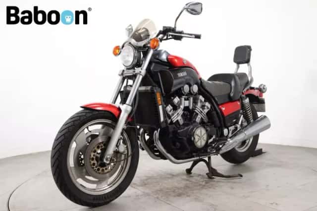 Yamaha VMX 1200 V-MAX (1988) thumbnail 4