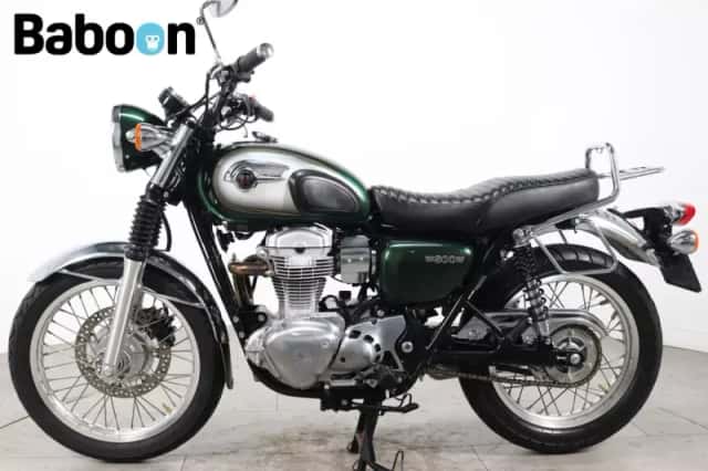 Kawasaki W800 (2011) thumbnail 5
