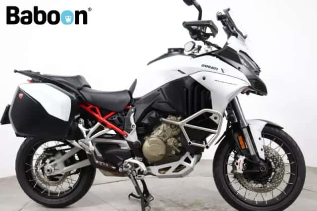 Ducati Multistrada V4S (2022) thumbnail 1