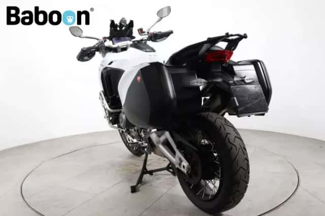 Ducati Multistrada V4S (2022) thumbnail 4