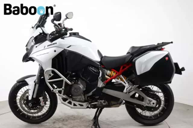 Ducati Multistrada V4S (2022) thumbnail 5