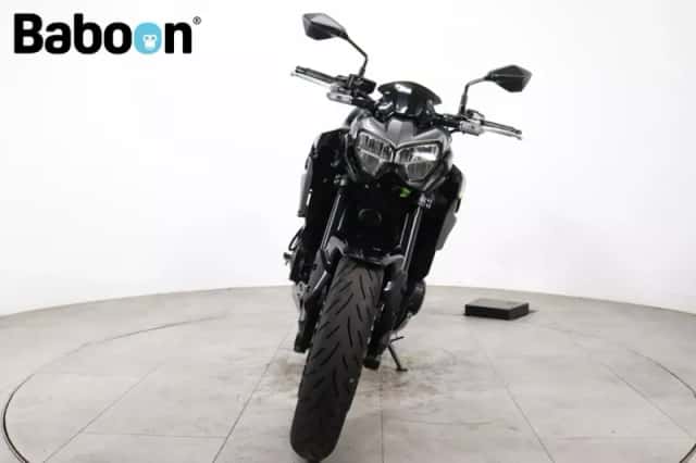 Kawasaki Z900 (2020) thumbnail 5