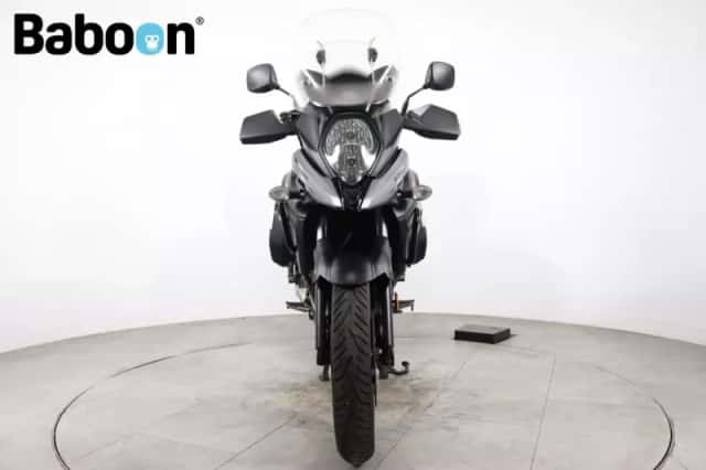 Suzuki V-Strom (2019) thumbnail 4