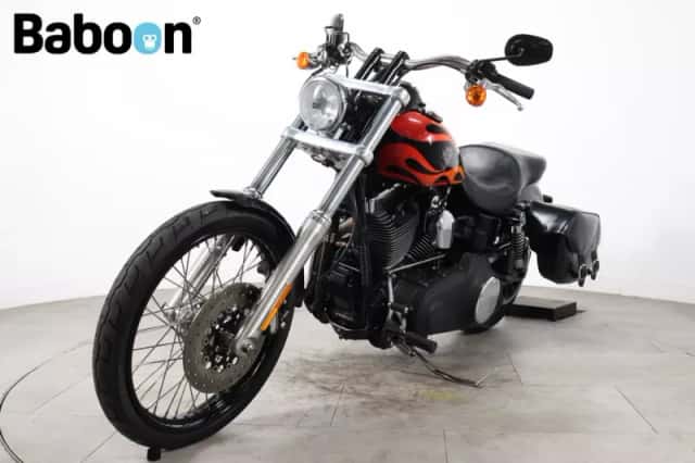 Harley-Davidson Wide Glide (2010) thumbnail 3